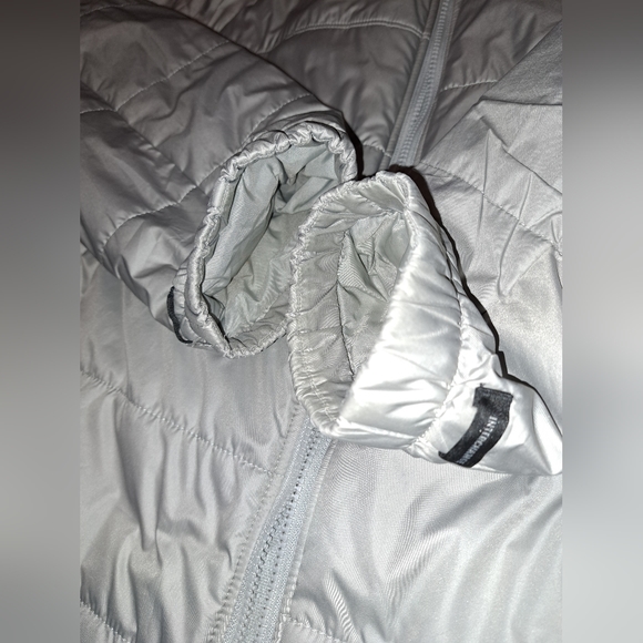 Columbia sports puffer jacket - Picture 5 of 13